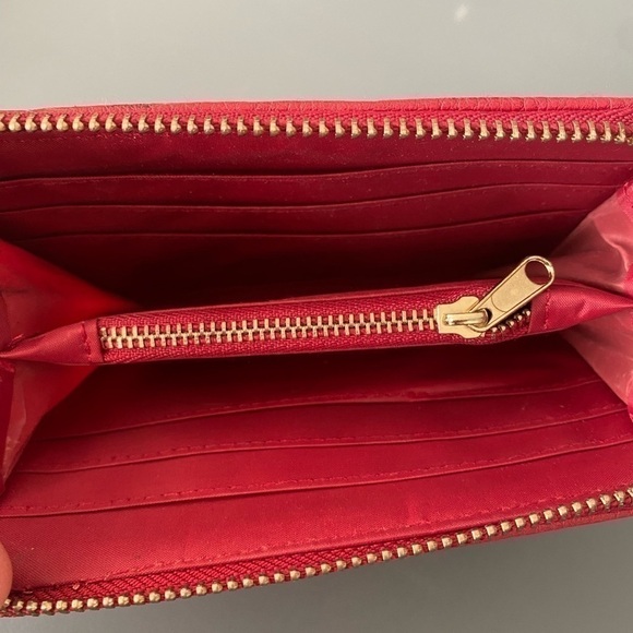 Red Zip-Up Wallet with Tassel - Picture 7 of 9